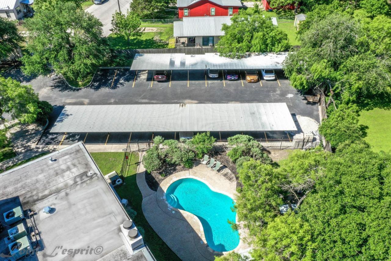 Ss 4B Riverside Condo New Braunfels Esterno foto