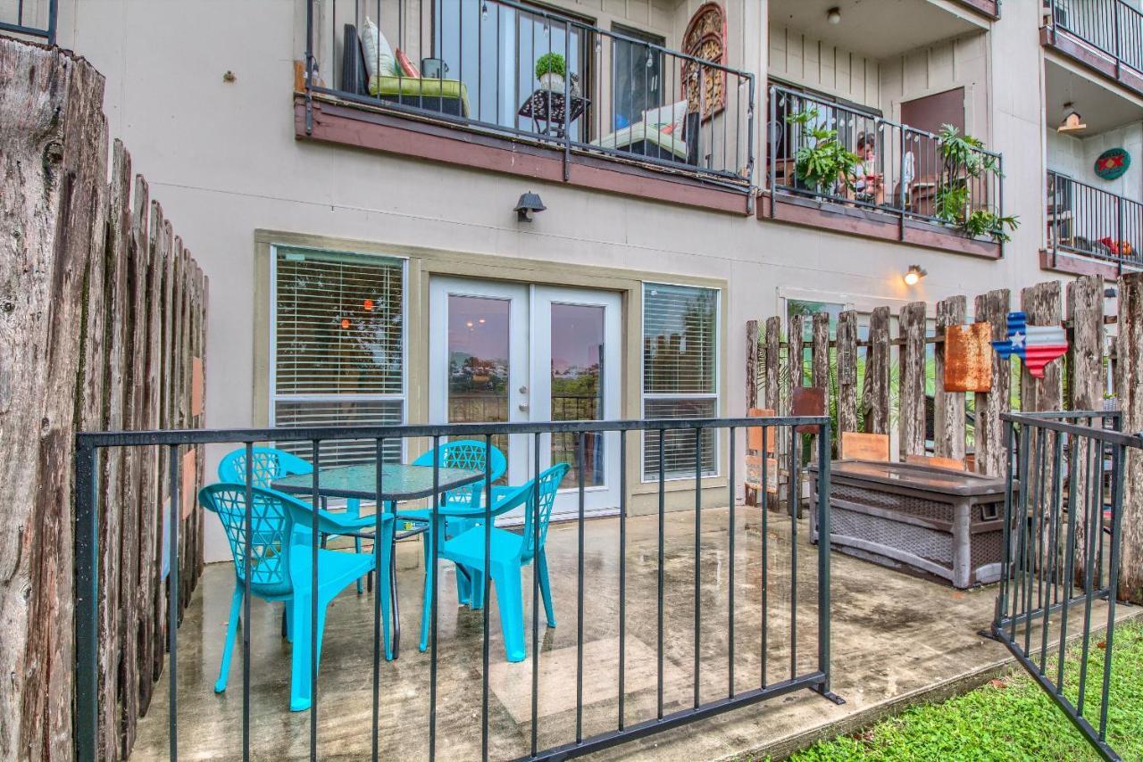 Ss 4B Riverside Condo New Braunfels Esterno foto